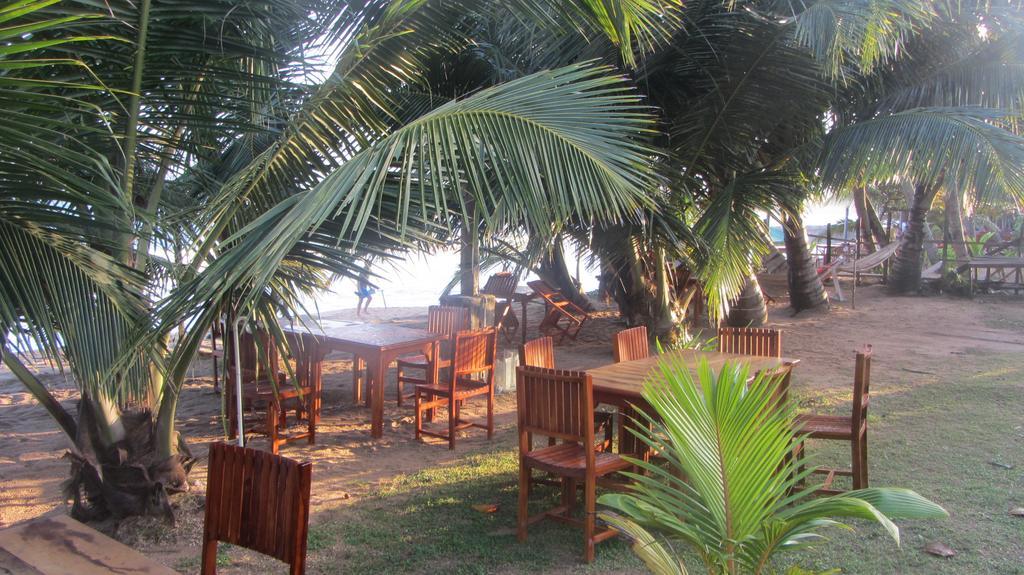 Shanika Beach Inn แทนกาลเล ภายนอก รูปภาพ