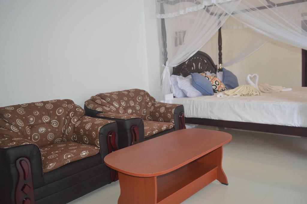 Shanika Beach Inn แทนกาลเล ภายนอก รูปภาพ